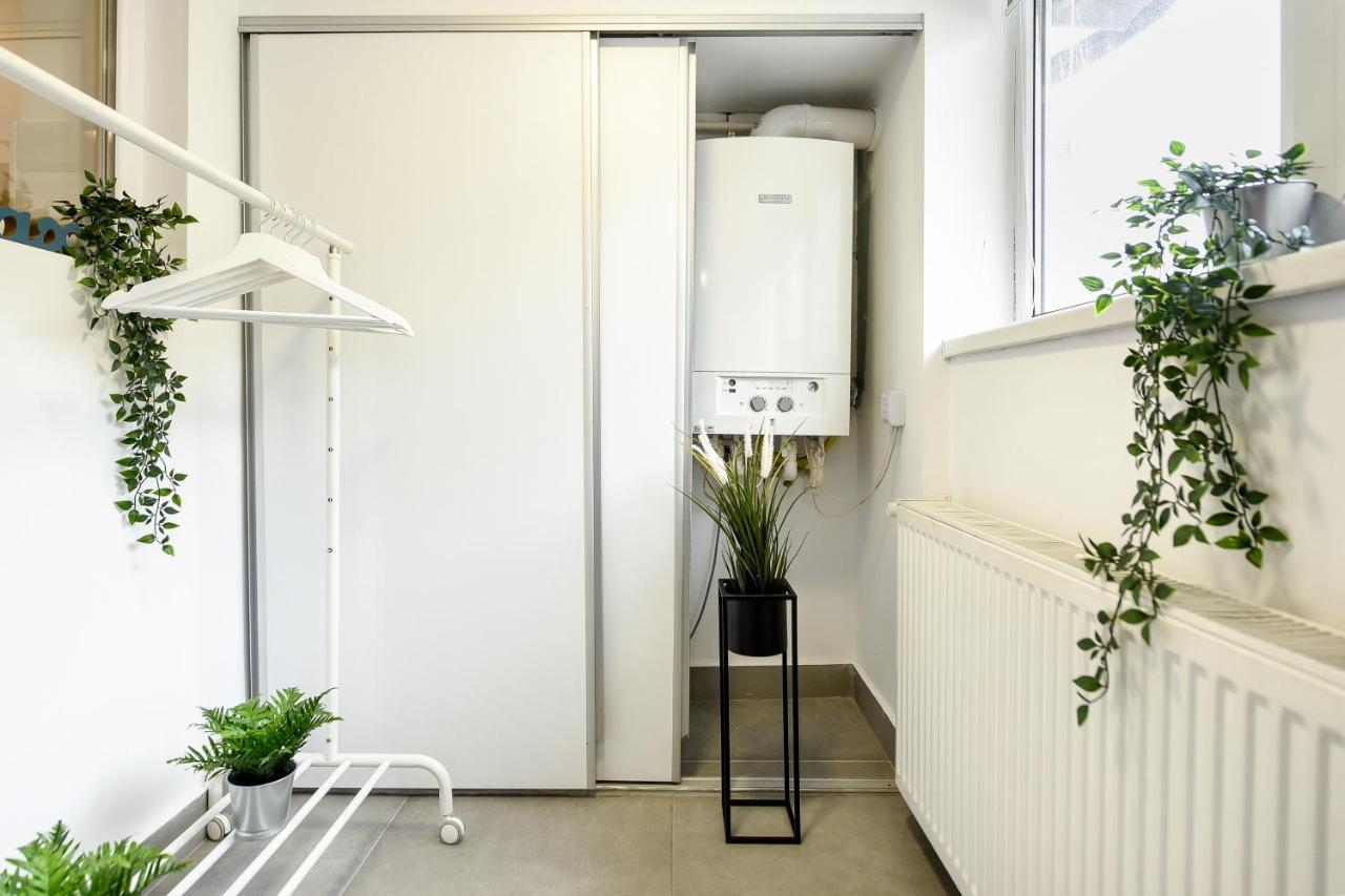 בוקרשט Spacious 1Br In The City Center - Amazing For Extended Stays מראה חיצוני תמונה