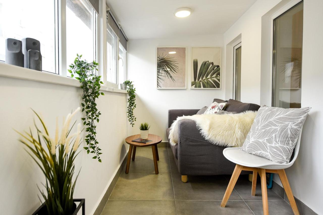 בוקרשט Spacious 1Br In The City Center - Amazing For Extended Stays מראה חיצוני תמונה