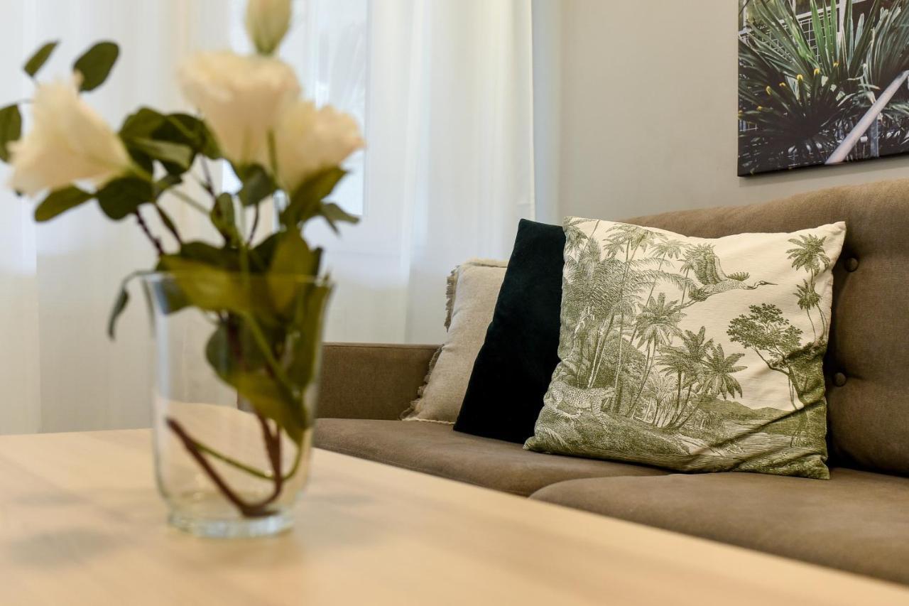 בוקרשט Spacious 1Br In The City Center - Amazing For Extended Stays מראה חיצוני תמונה